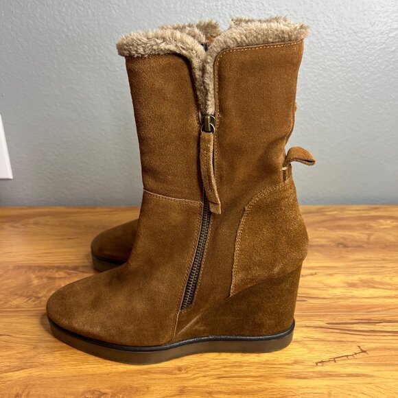 Cafe Noir Suede‎ Cabin Couture Wedge Boots Tan Faux Fur Trim NEW - Picture 4 of 11